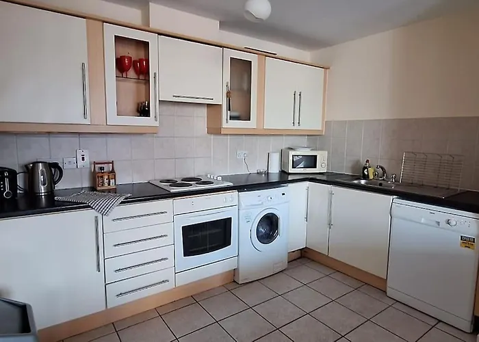 דירה 3bed 3bath Liffey River View *
