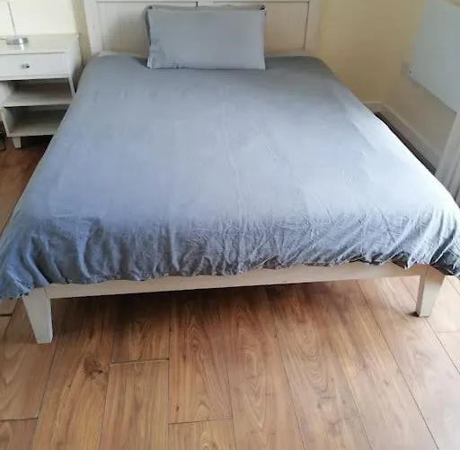 3bed 3bath Liffey River View Apartman