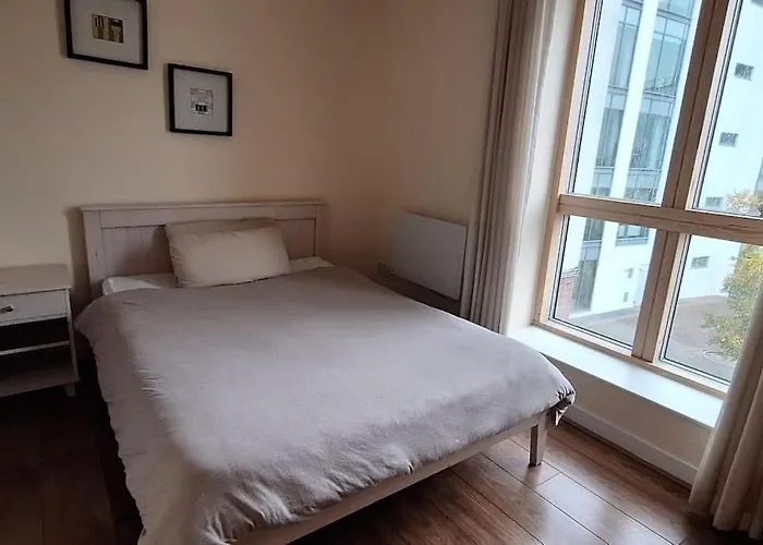 3bed 3bath Liffey River View * 더블린